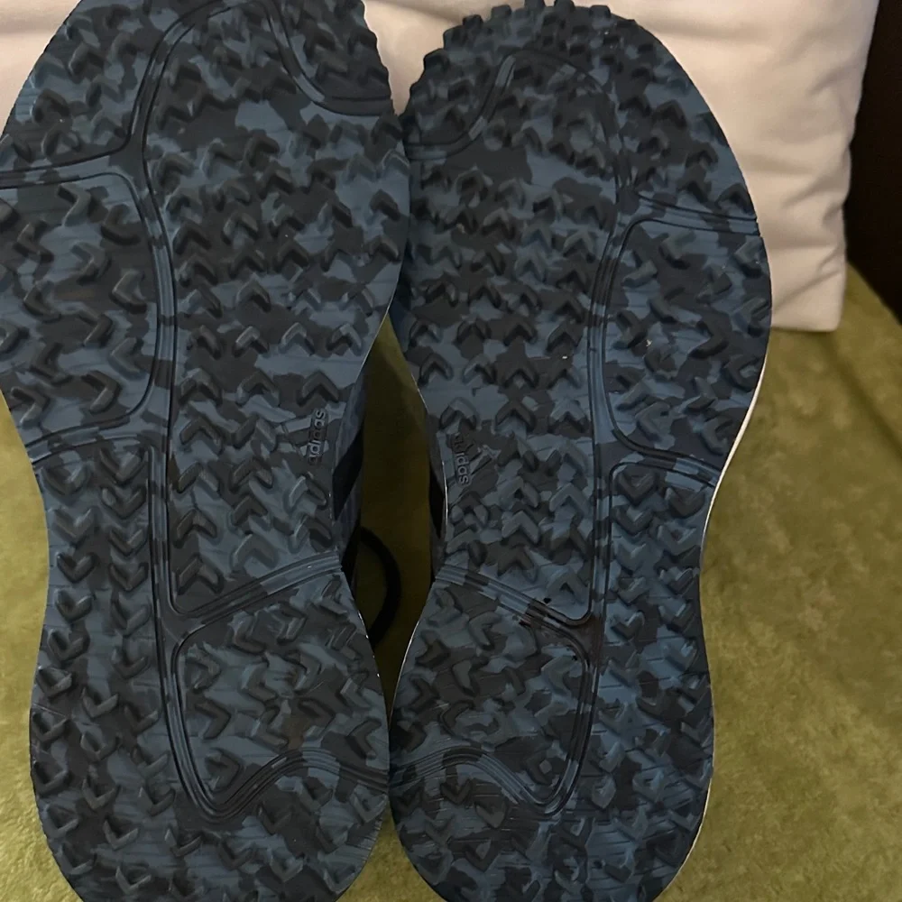 Adidas‎ Navy and Black Athletic Sneakers